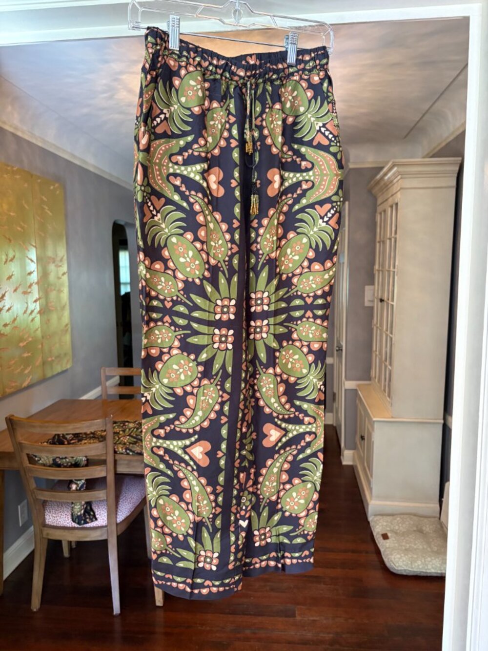 NWT (Other) Farm Rio Paisley Print Satin Tapered Pants in Black/Orange/Green. XS - Picture 3 of 15
